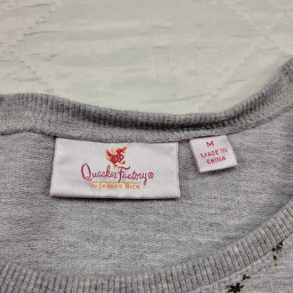 Quacker Factory rhinestone embellished gray sweatshirt size M - Picture 4 of 5